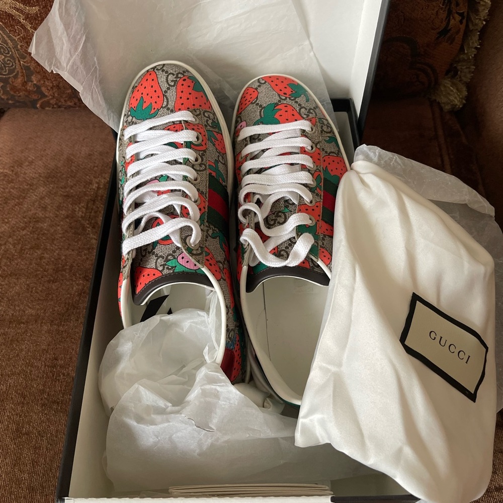 Authentic Gucci Sneakers